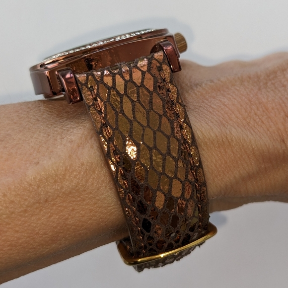 VTG JOAN RIVERS CLASSIC JAPAN MOVT METALLIC BROWN W/RHINESTONES WATCH - Picture 3 of 8